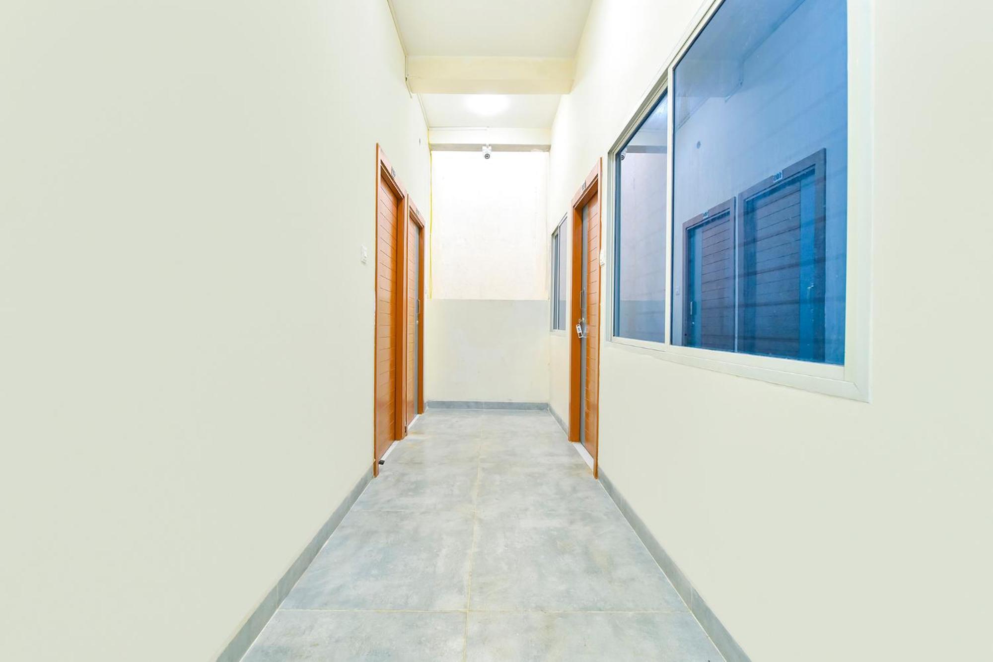 Fabhotel Grand Embassy Indore Exterior foto