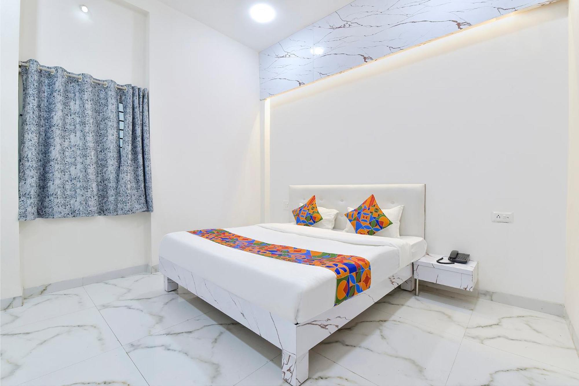 Fabhotel Grand Embassy Indore Exterior foto